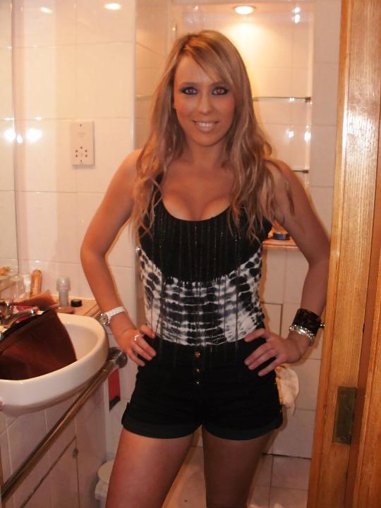 25P Sluts in little hotpants! 4