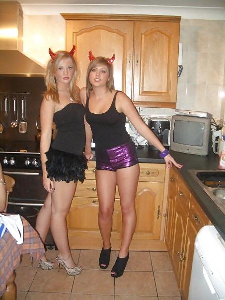 25P Sluts in little hotpants! 4