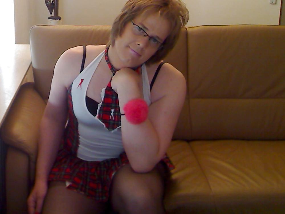 14P Dressing up for a fuckdate