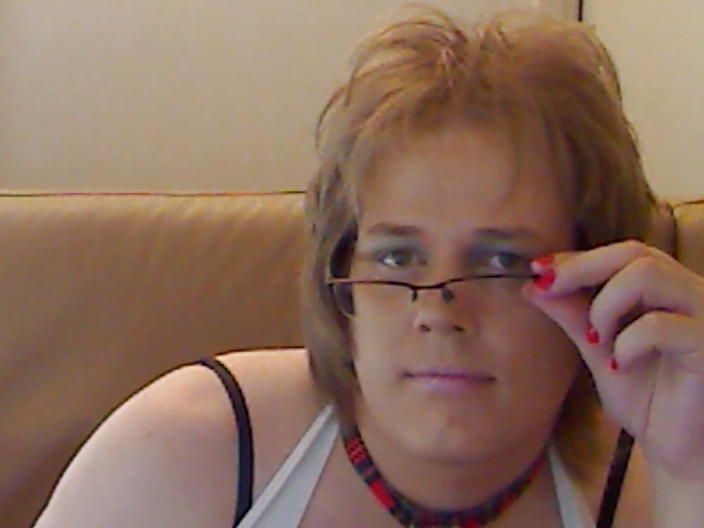 14P Dressing up for a fuckdate