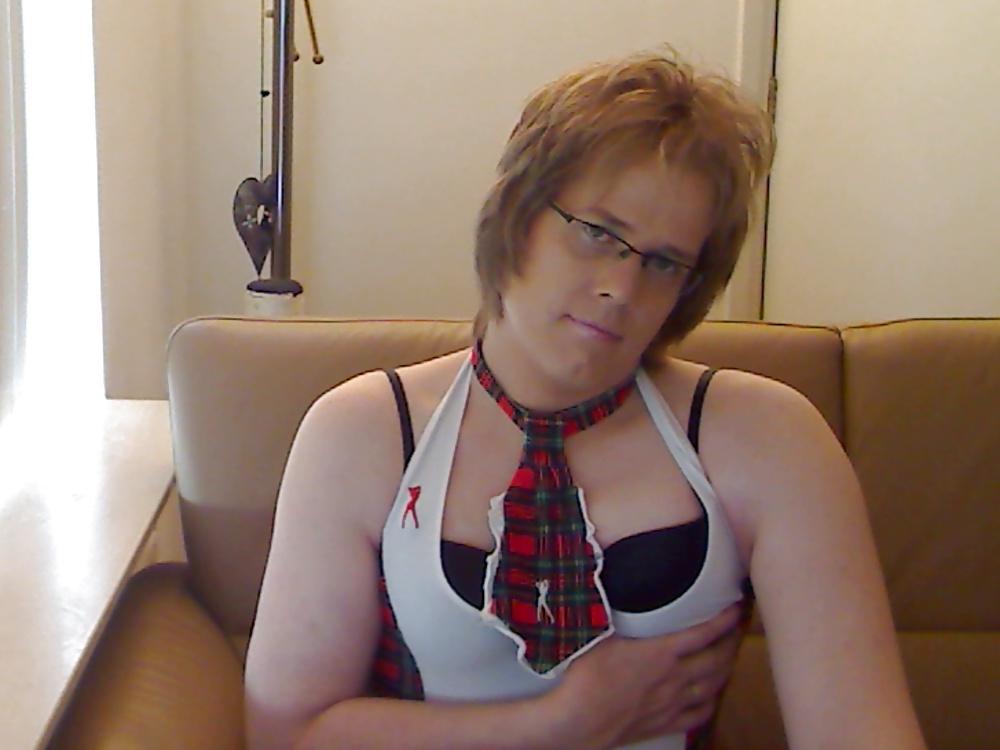 14P Dressing up for a fuckdate