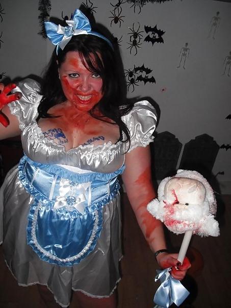 17P Bbw dress up