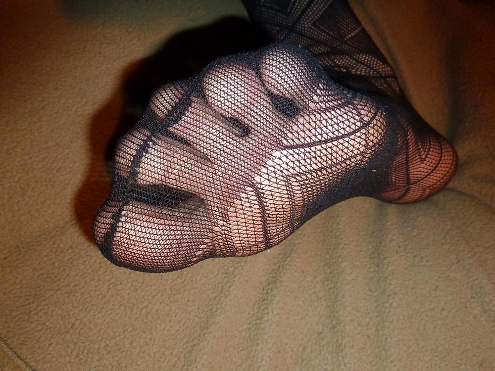 6P Want foot worship stockings