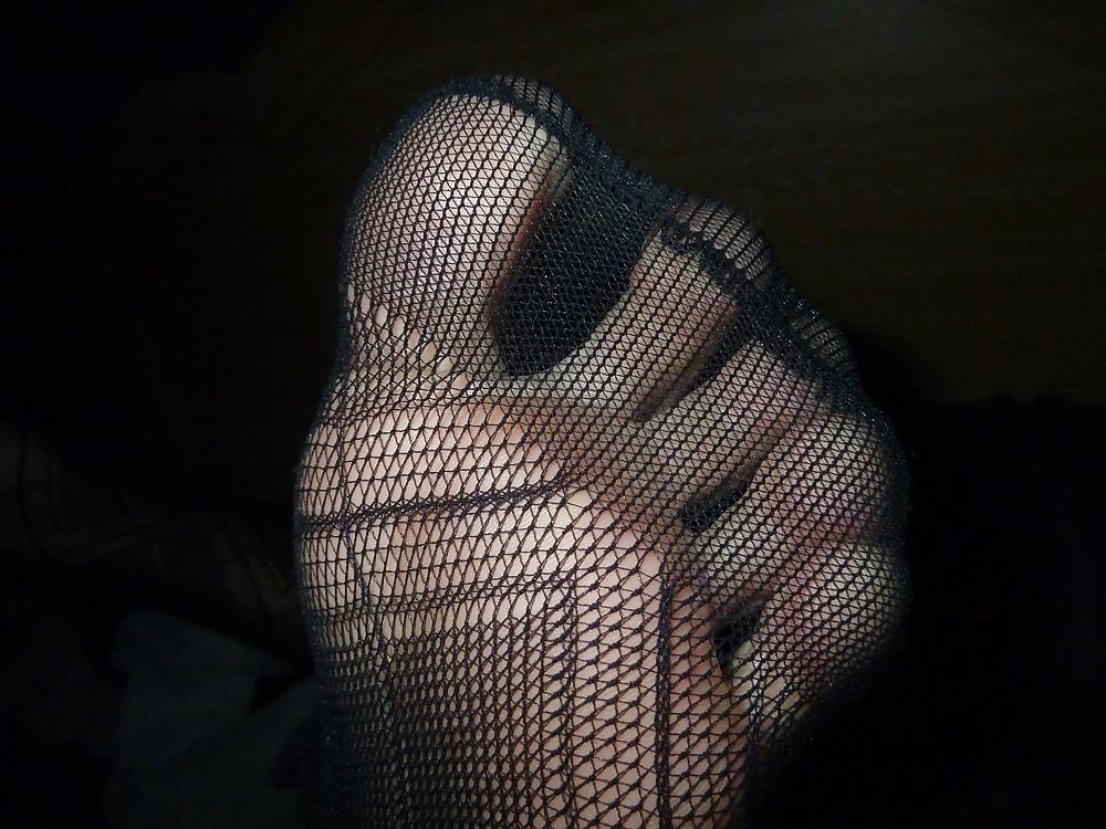 6P Want foot worship stockings