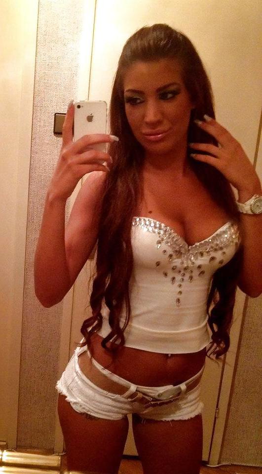 25P Serbian FB girls