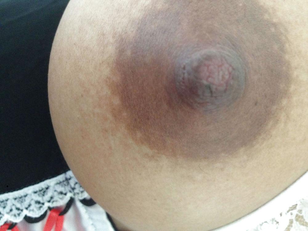 25P Indo french maid likes to show suck fuck