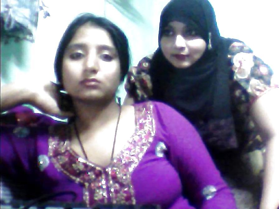 17P Pakistani beauty on cam