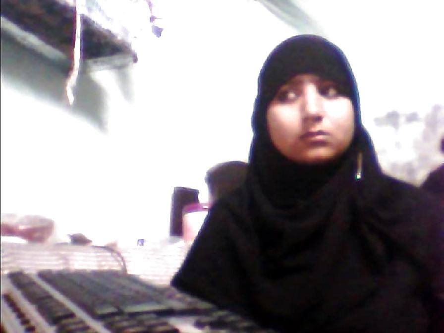 17P Pakistani beauty on cam