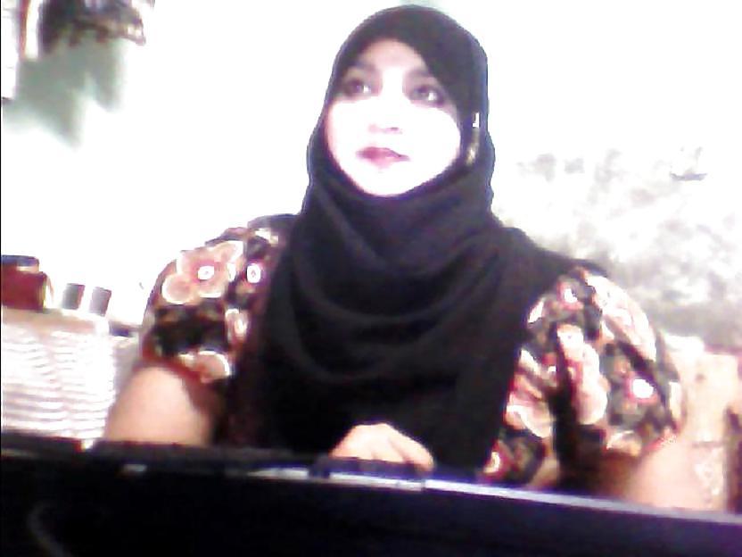 17P Pakistani beauty on cam
