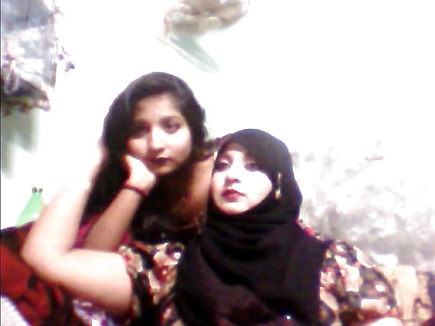 17P Pakistani beauty on cam