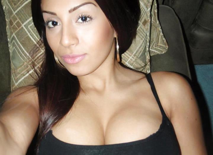 25P How would you DOM these 2 latinas, dirty abusive comments!