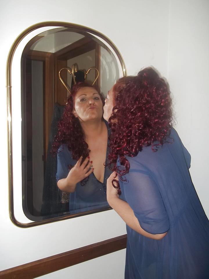 25P Busty italian mature Pamela