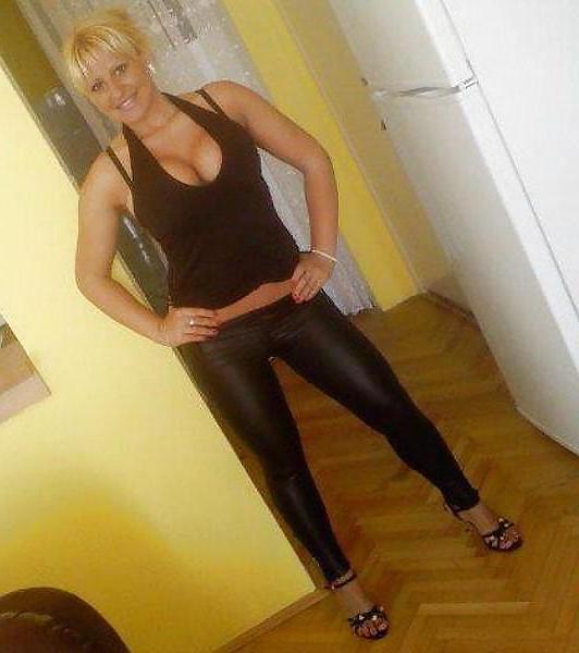 20P Serbian Milf 4