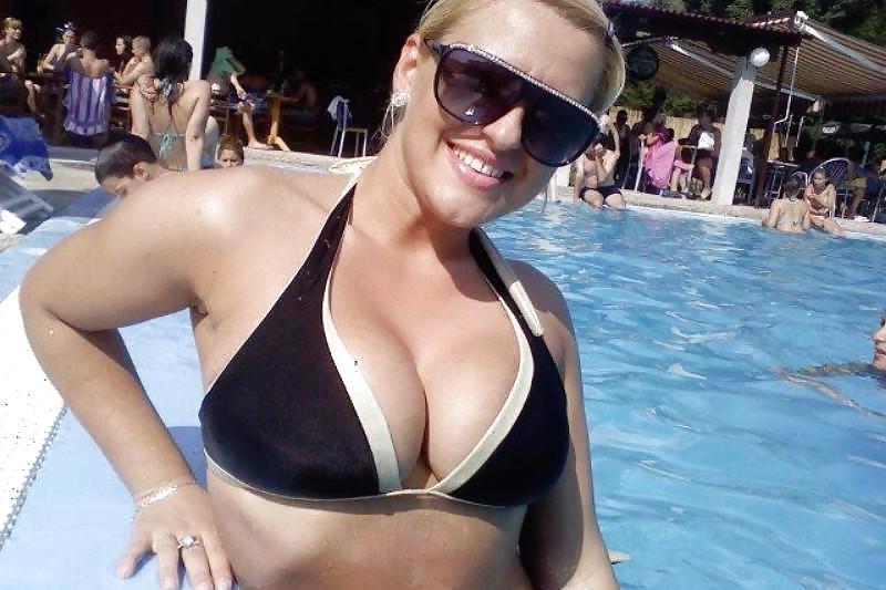 20P Serbian Milf 4