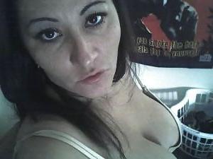 22P Latina cougar with amazing body