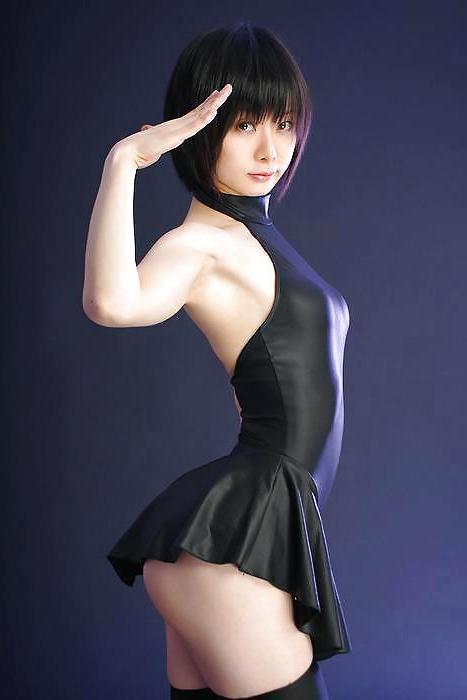 14P Sensual girls.