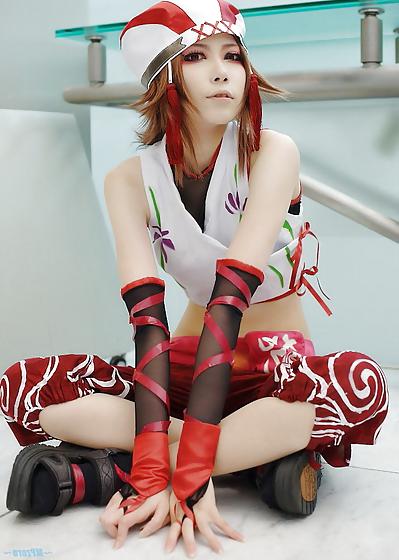 9P Kunoichi cosplay