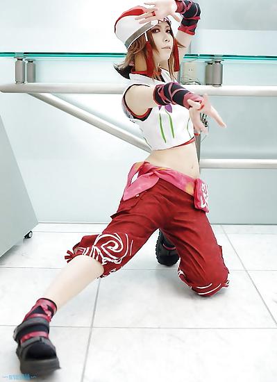 9P Kunoichi cosplay