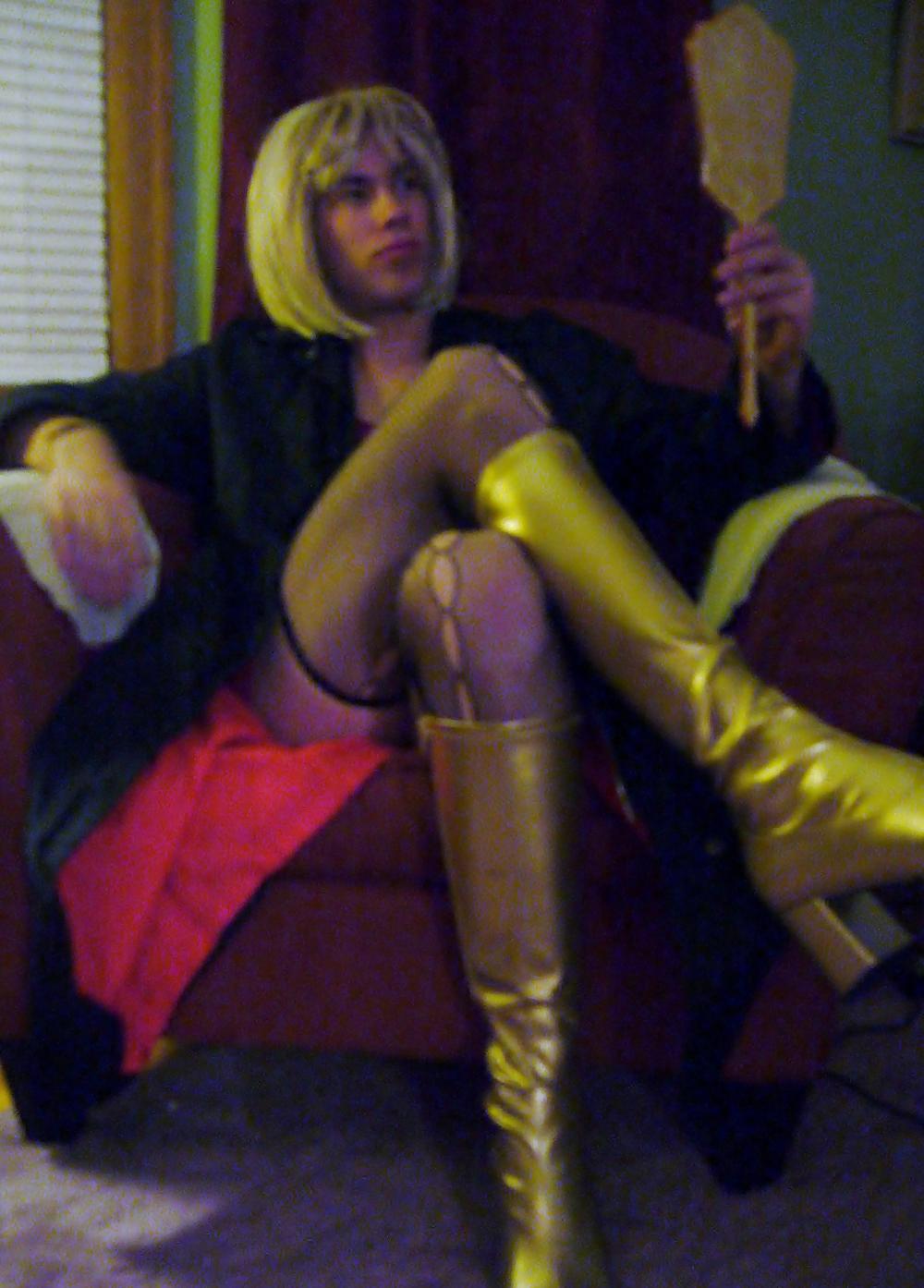 25P Wonderful Ass cross-dressing lady girl fun