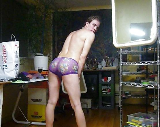 25P Wonderful Ass cross-dressing lady girl fun