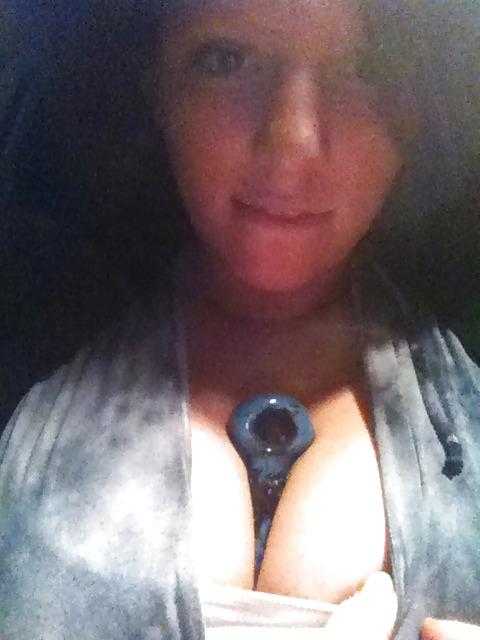 25P VERY BUSTY TEEN