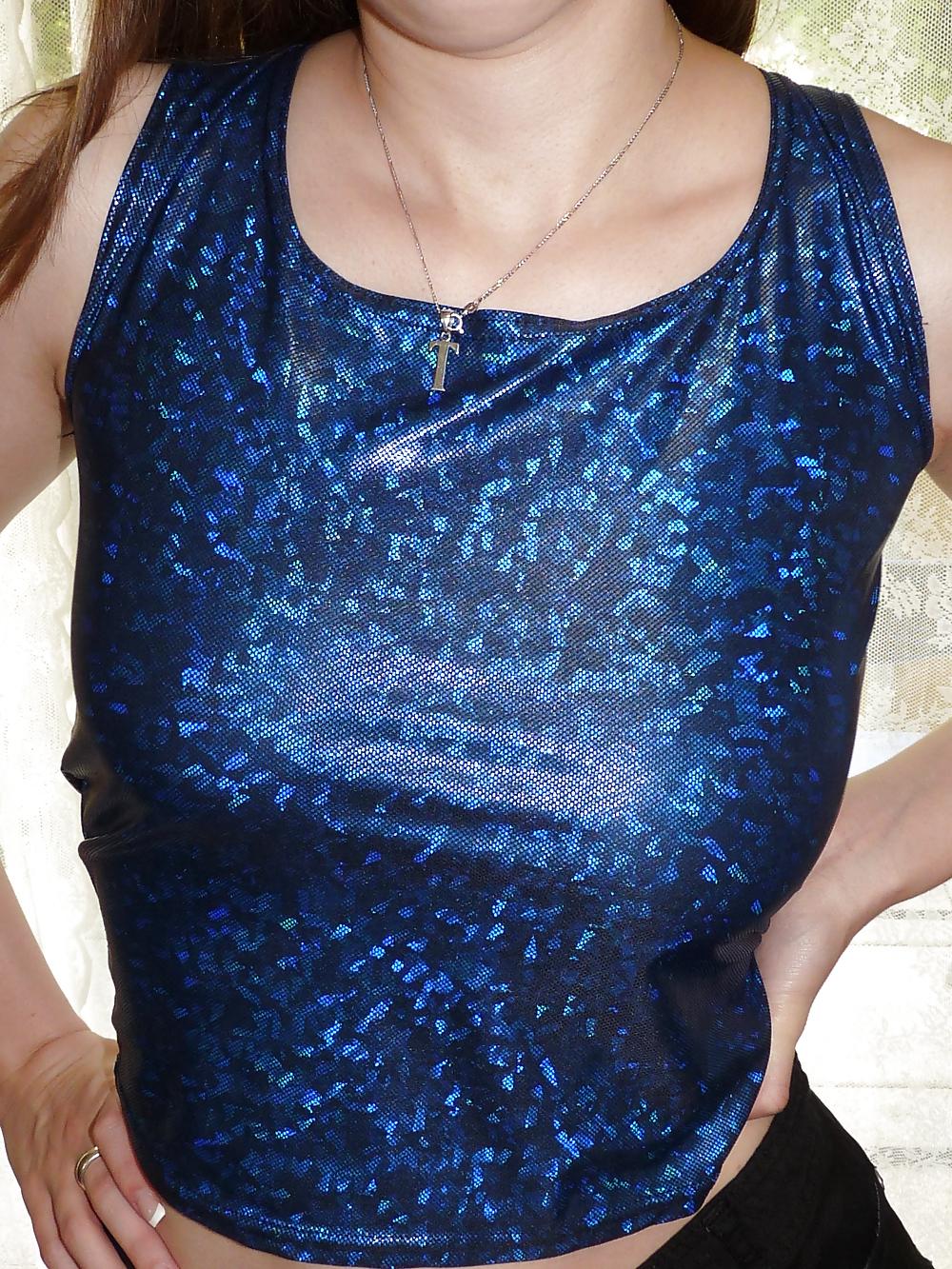 4P Wifes blue silk satin shiny hologramm top