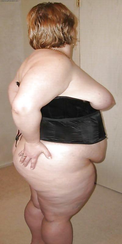 16P Korsett trägt BBW