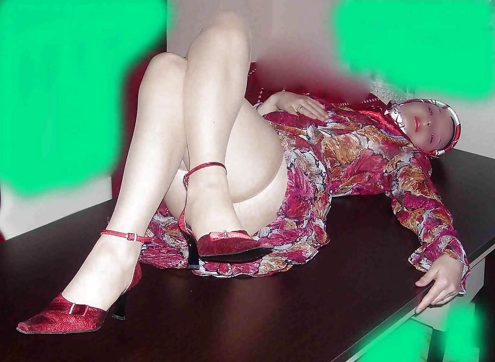 13P Muslim Girl Sucking Dick