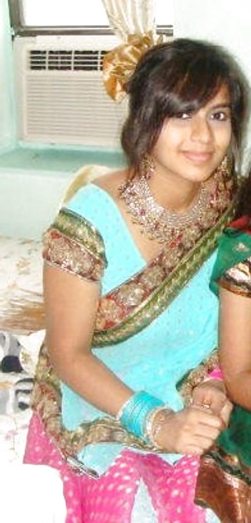 25P Desi Busty Girl Selfshot(video available in my videos)