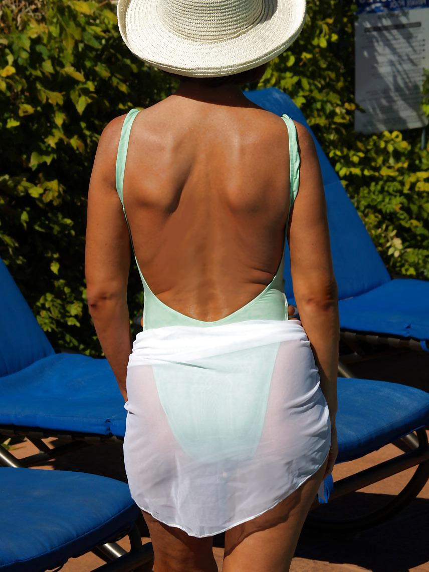 25P That Super Sexy Swimsuite Lady part 2