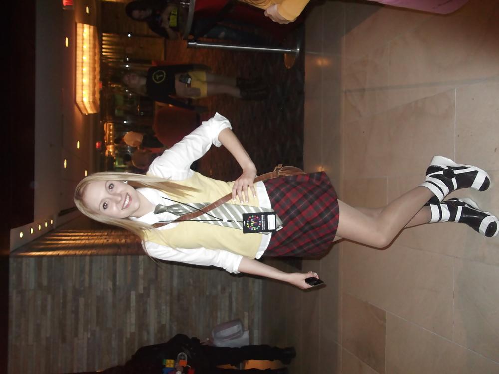 25P Cosplay upskirts