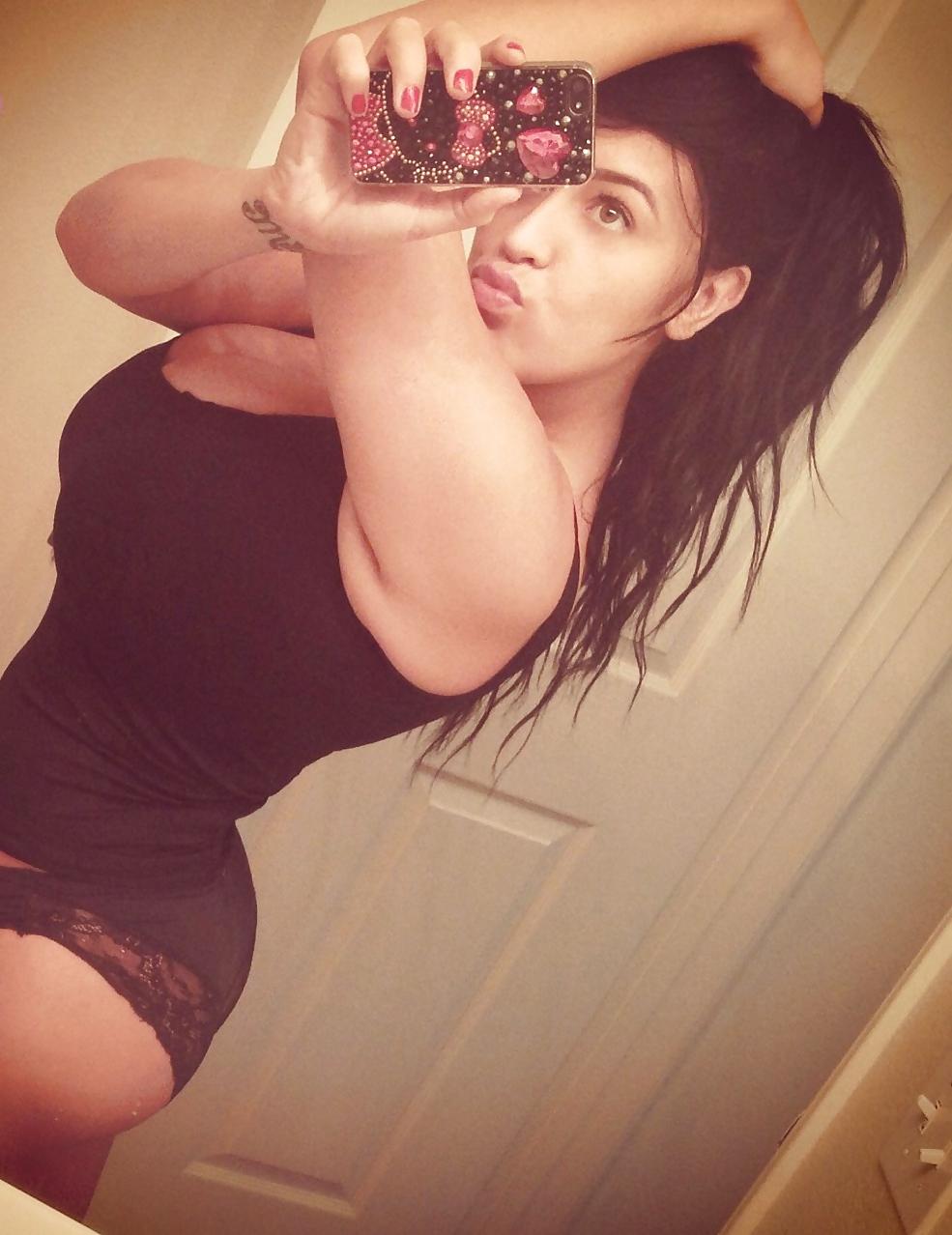 7P Self-Shot Amateur Very Busty