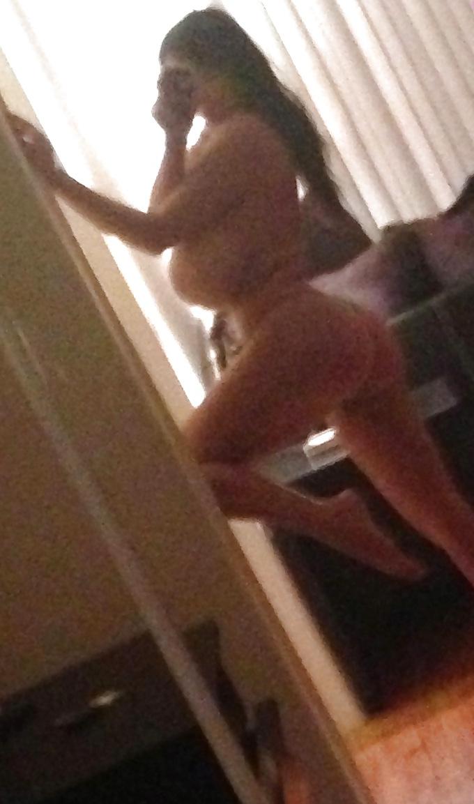 7P Self-Shot Amateur Very Busty