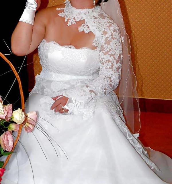 6P My wife's tits in wedding dress.