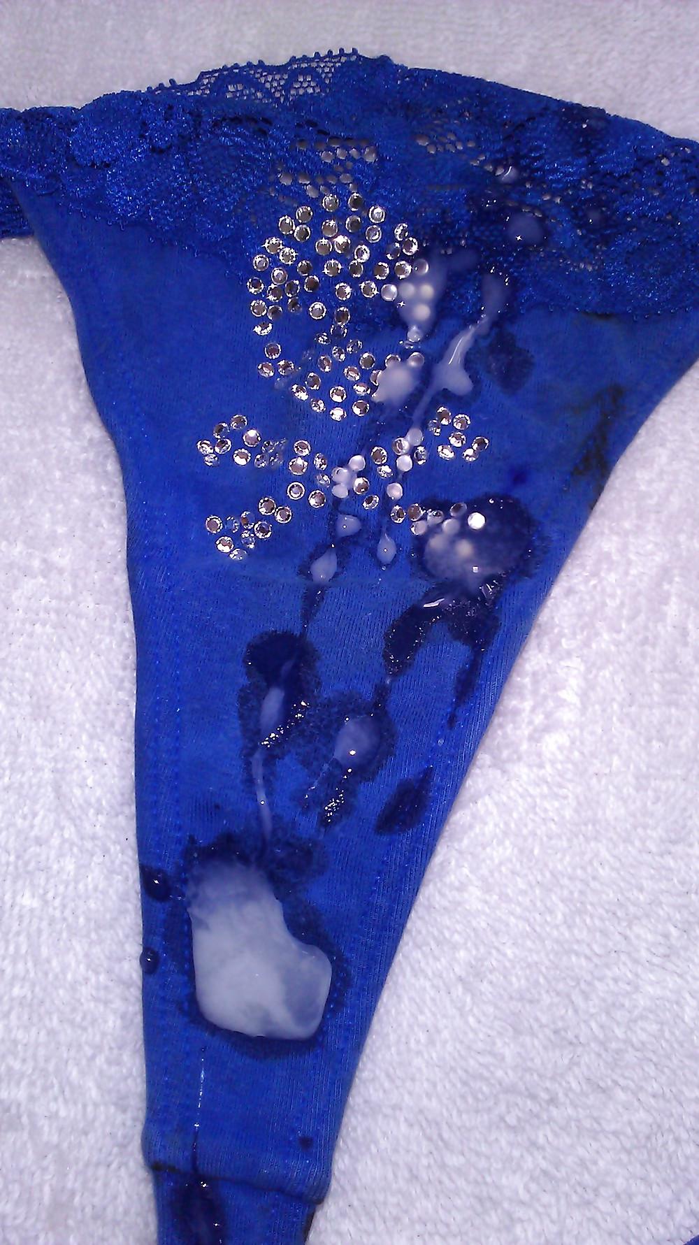 5P Cum on niece blue vs panties again