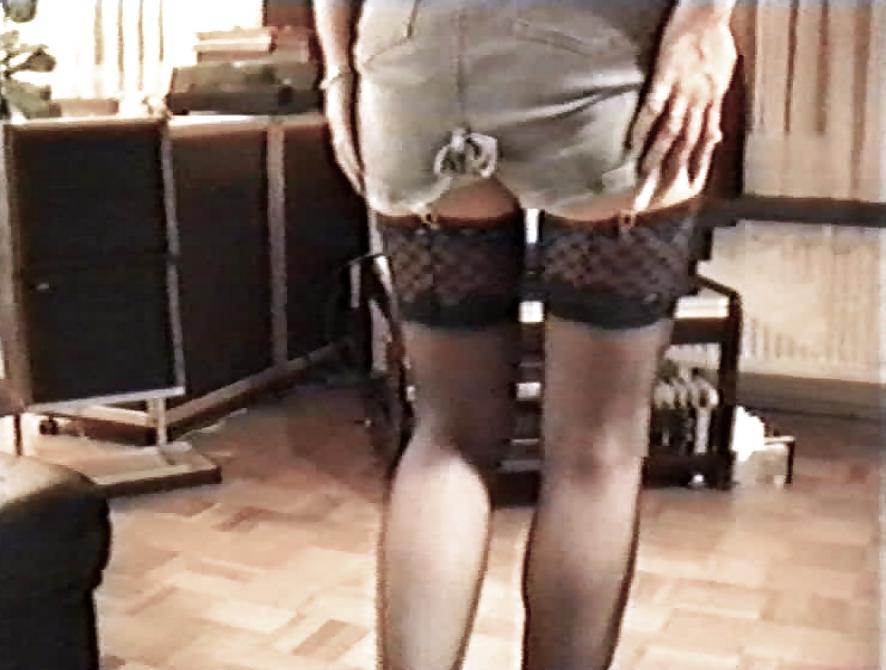 10P SAG - Slutty Wife in Blue Jeans-Mini Straps & Stockings 01
