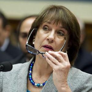 25P Does anyone else find Lois Lerner really sexy?