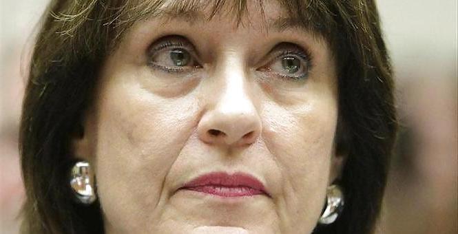 25P Does anyone else find Lois Lerner really sexy?