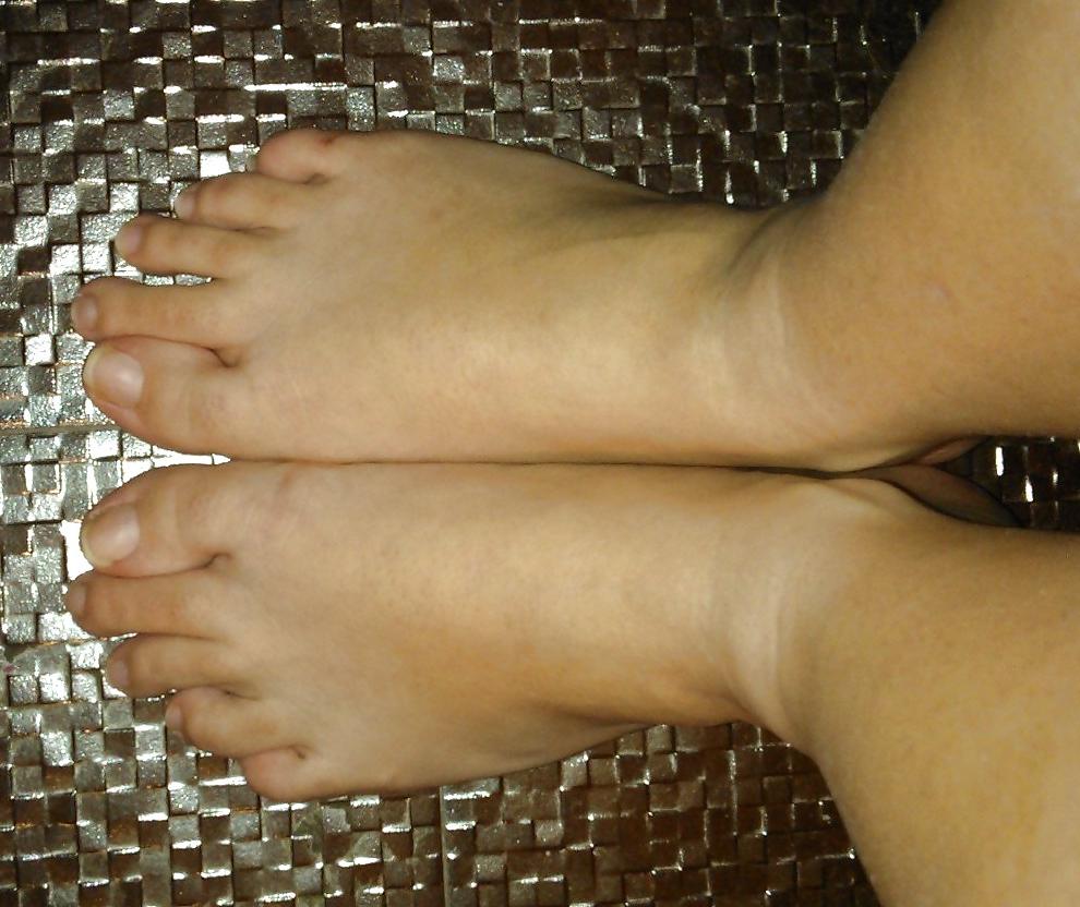 13P Extra smooth soles ready for footjob