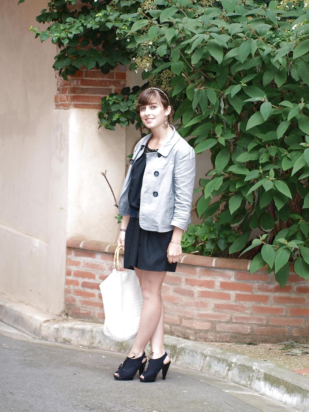 25P French Bloggers Mode with sexy legs 29