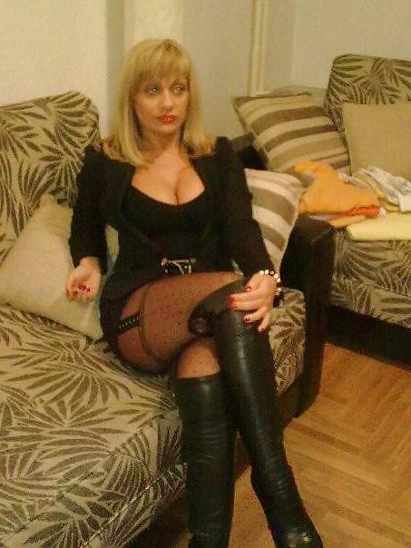 18P Serbian milf: Vesna