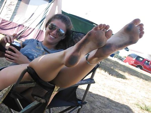 22P Dirty & Smelly Feet 2
