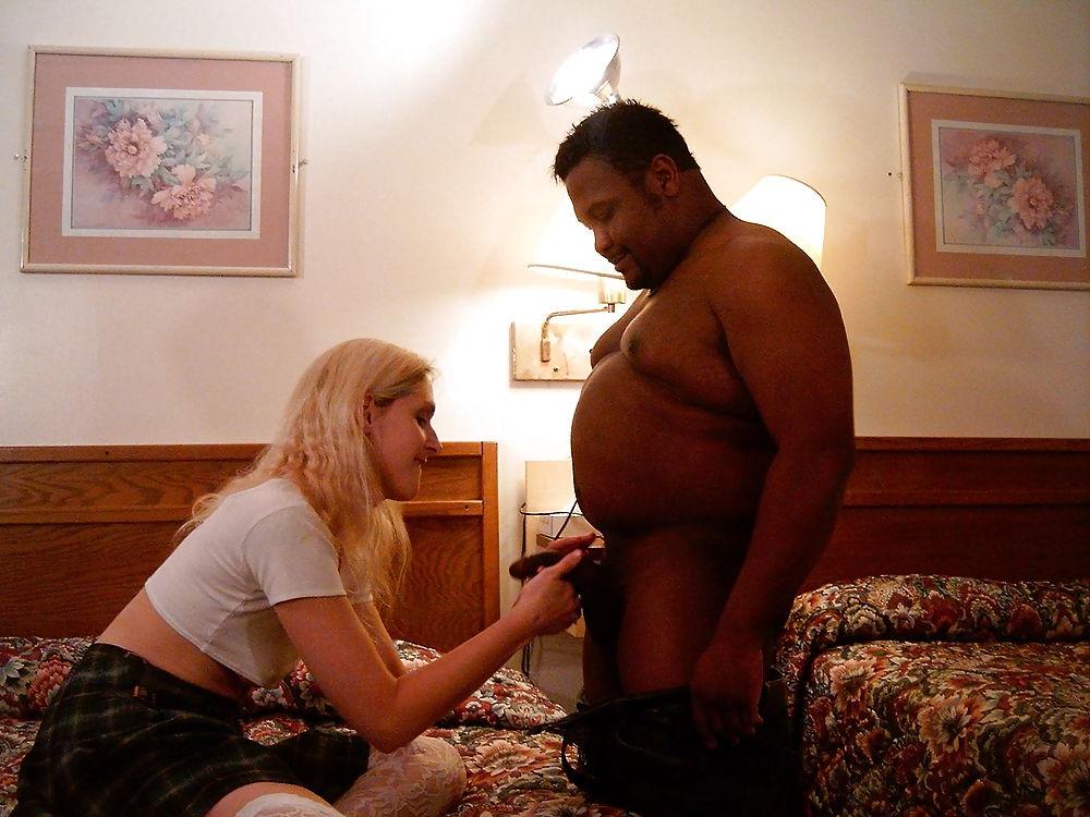 25P Gettin' black dick