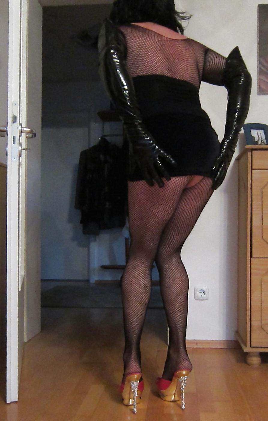 25P Cute little heels and nylon girl watching for cock