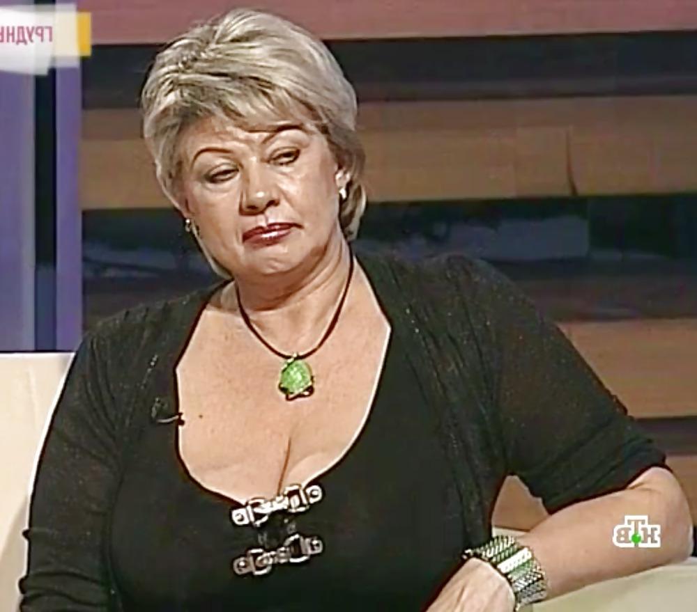 21P Busty Russian MILF