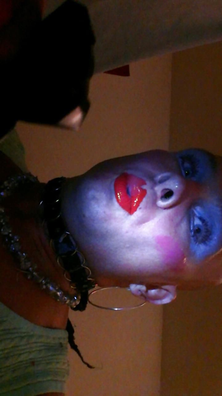 25P SHINEY LIPSTICK LIPS NEED TO SUCK DICK