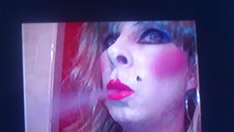 25P SHINEY LIPSTICK LIPS NEED TO SUCK DICK