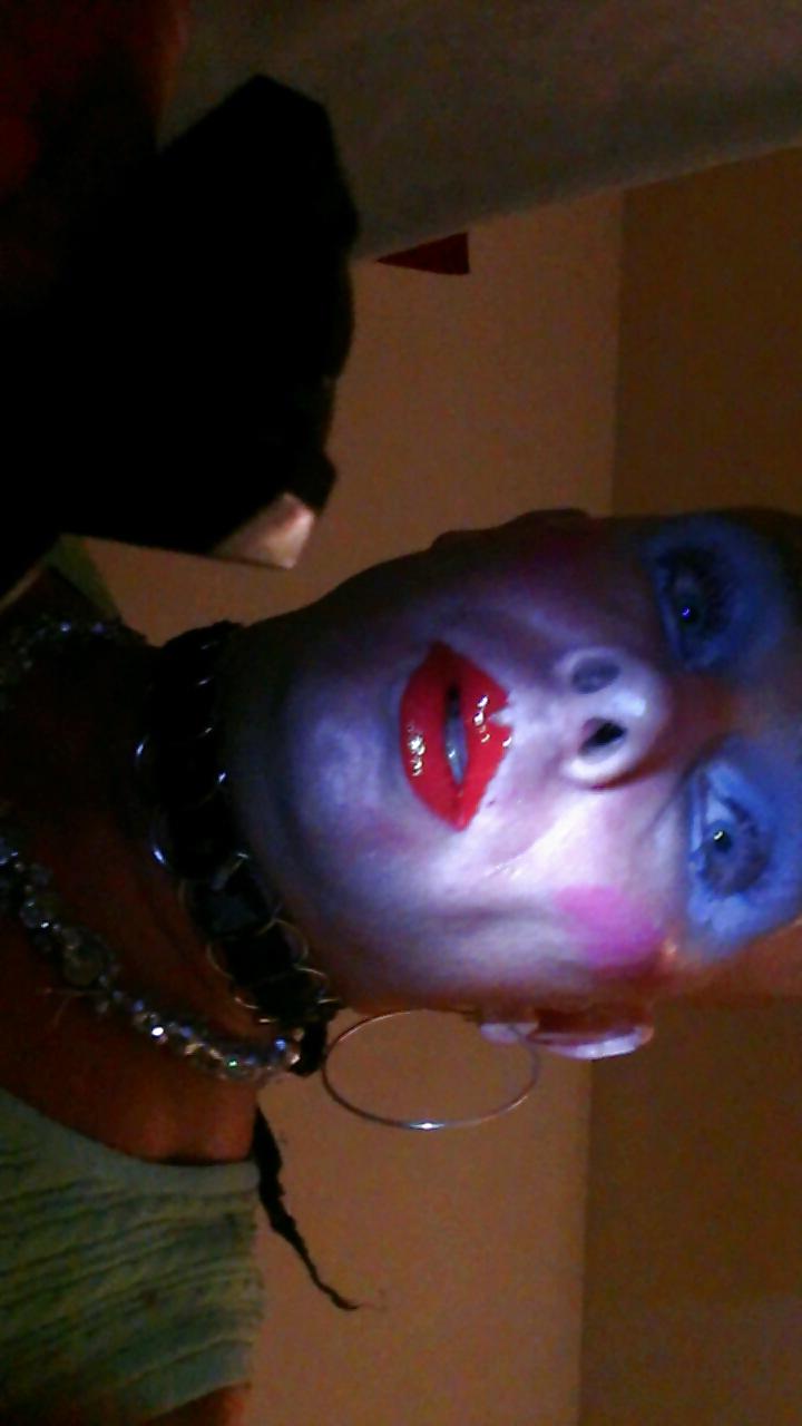 25P SHINEY LIPSTICK LIPS NEED TO SUCK DICK