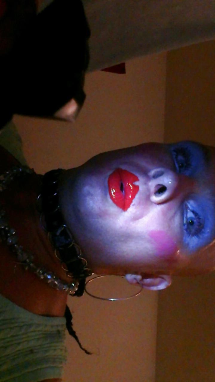 25P SHINEY LIPSTICK LIPS NEED TO SUCK DICK