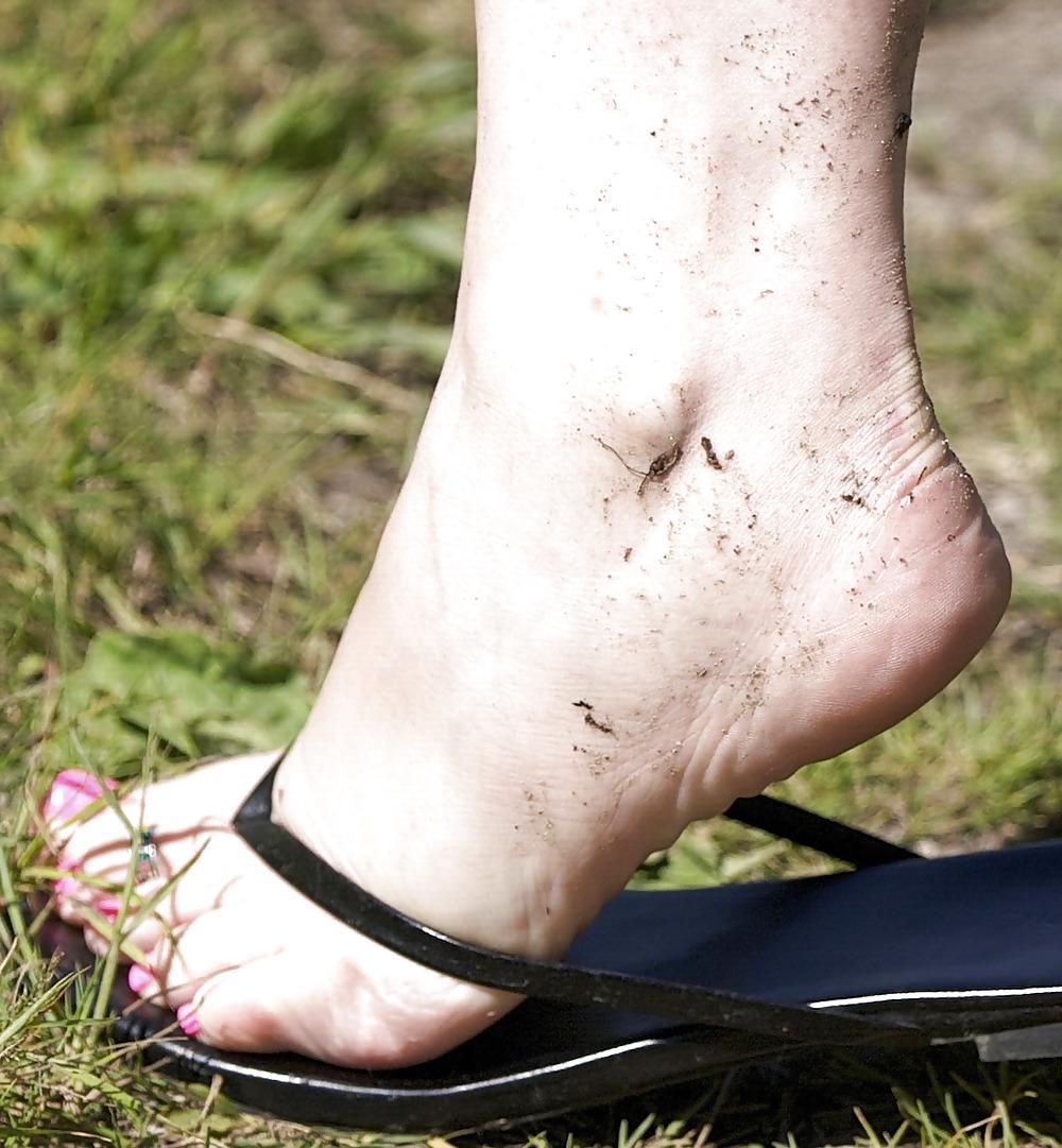 25P Dirty Feet 4
